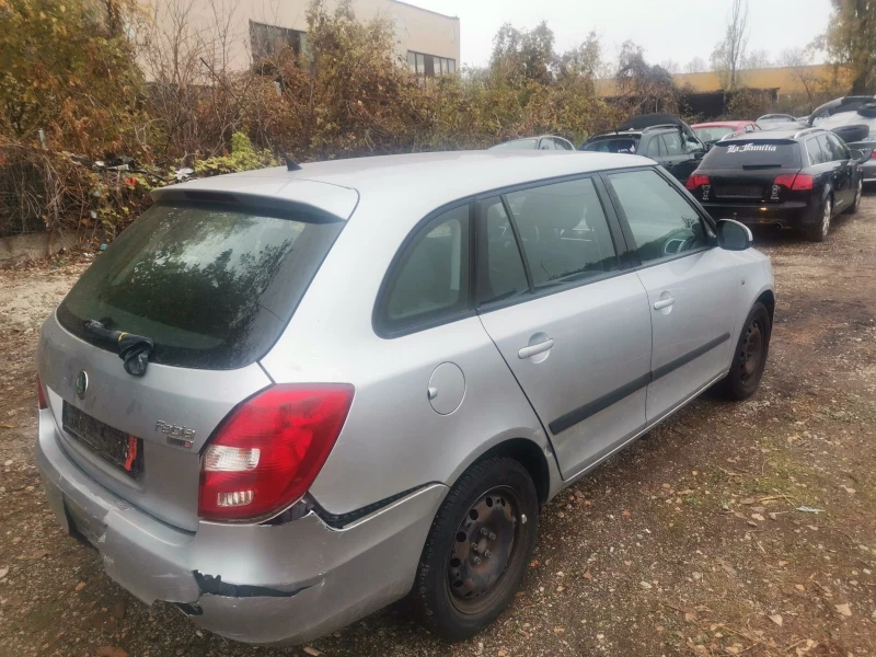 Skoda Fabia 1.2HTP 72000KM, снимка 16 - Автомобили и джипове - 47988430