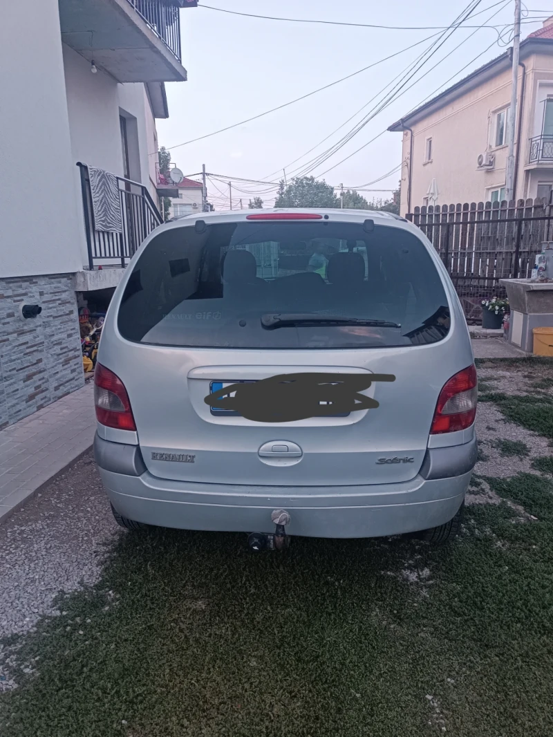 Renault Scenic, снимка 2 - Автомобили и джипове - 48085362