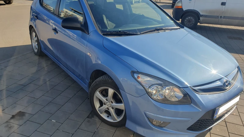 Hyundai I30 CRDI, снимка 1 - Автомобили и джипове - 49007153