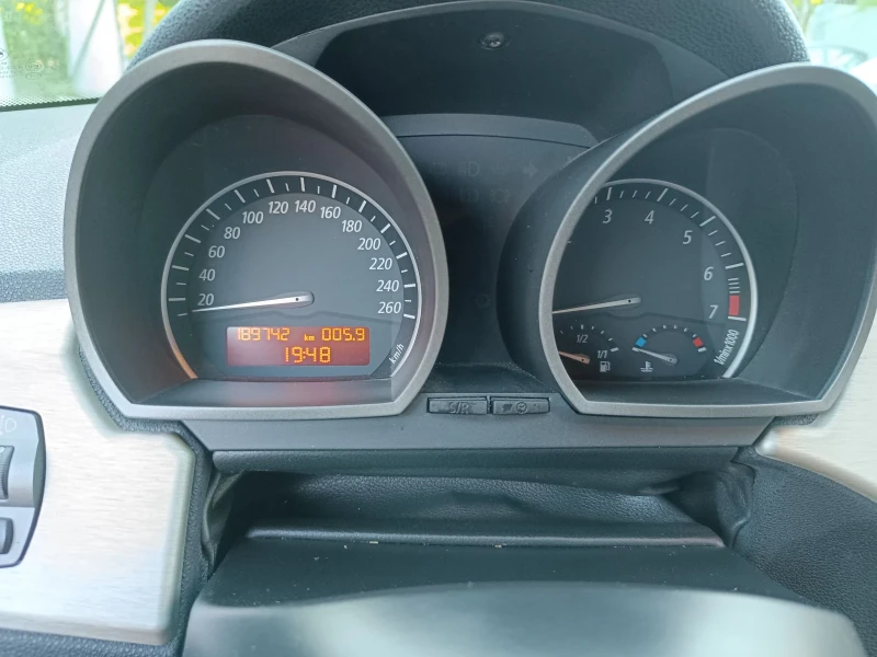 BMW Z4 2.5i///192кс.///Швейцария , снимка 15 - Автомобили и джипове - 50800655