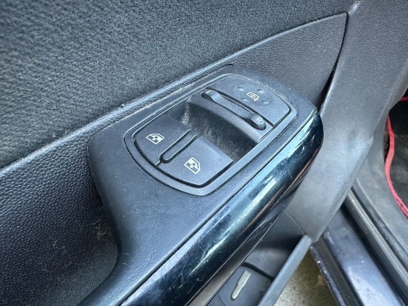 Opel Corsa, снимка 12 - Автомобили и джипове - 50955648