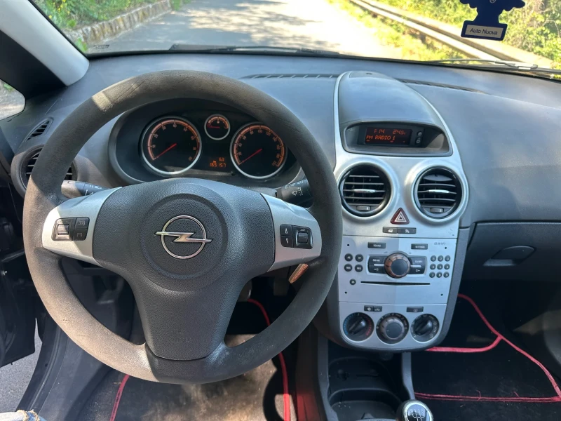 Opel Corsa, снимка 8 - Автомобили и джипове - 50955648