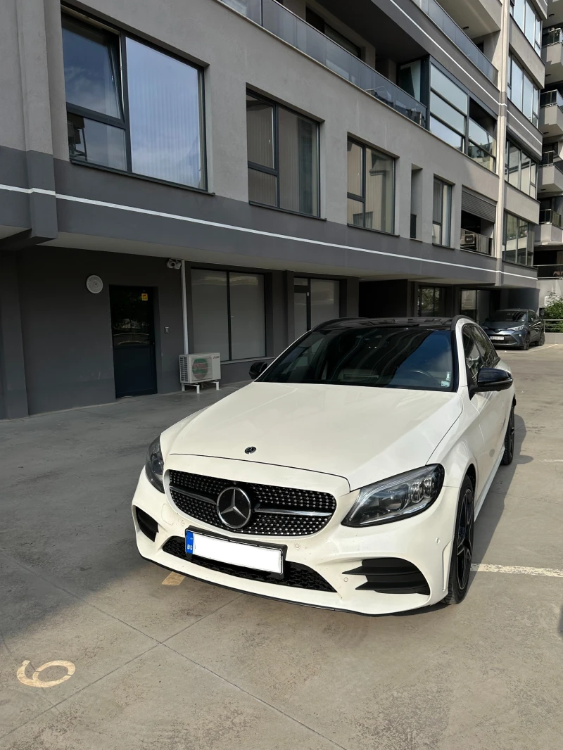 Mercedes-Benz C 220 T 4MATIC AMG FACE MEMORY 360 HEAD UP AIRMATIC DIST, снимка 2 - Автомобили и джипове - 52338166