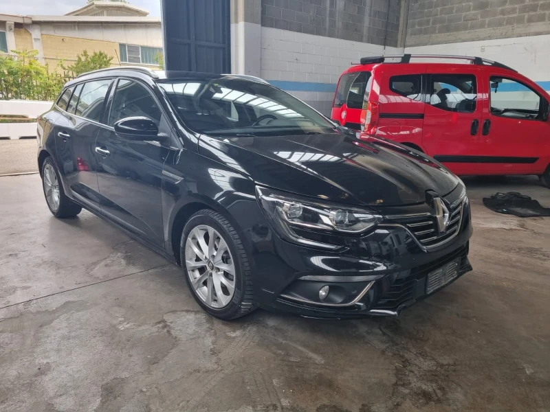 Renault Megane 1.5DCI Avtomat, снимка 4 - Автомобили и джипове - 52320553