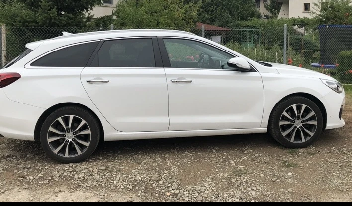 Hyundai I30, снимка 5 - Автомобили и джипове - 49589592