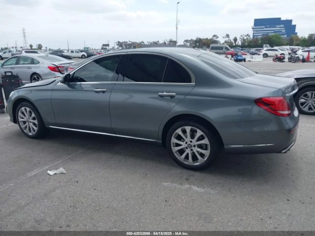 Mercedes-Benz E 300 - 36000 лв. - 95324907 | Car24.bg