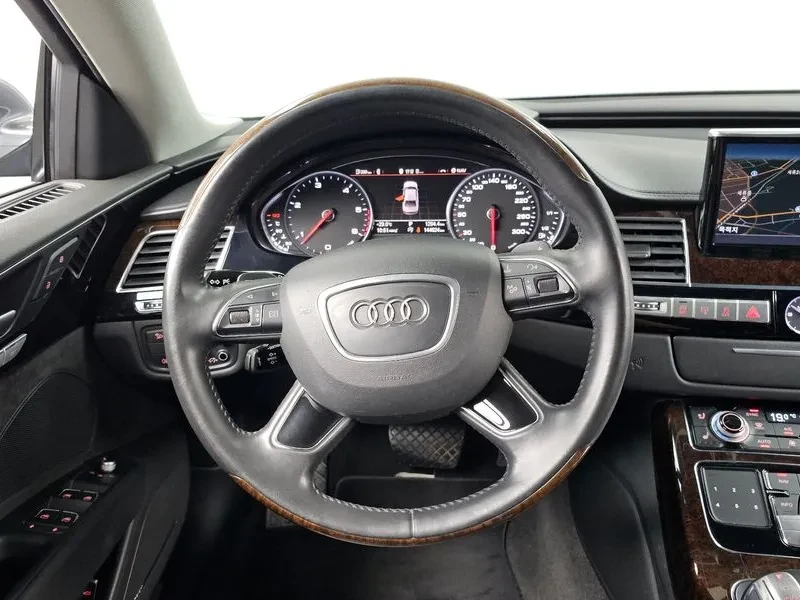 Audi A8 3.0 TDI Quattro, снимка 13 - Автомобили и джипове - 55097962