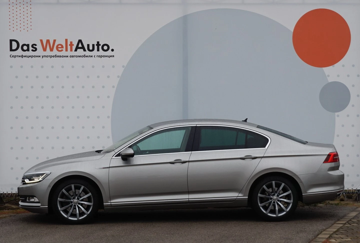 VW Passat Highline 2.0TDI SCR BMT 4MOTION - изображение 2