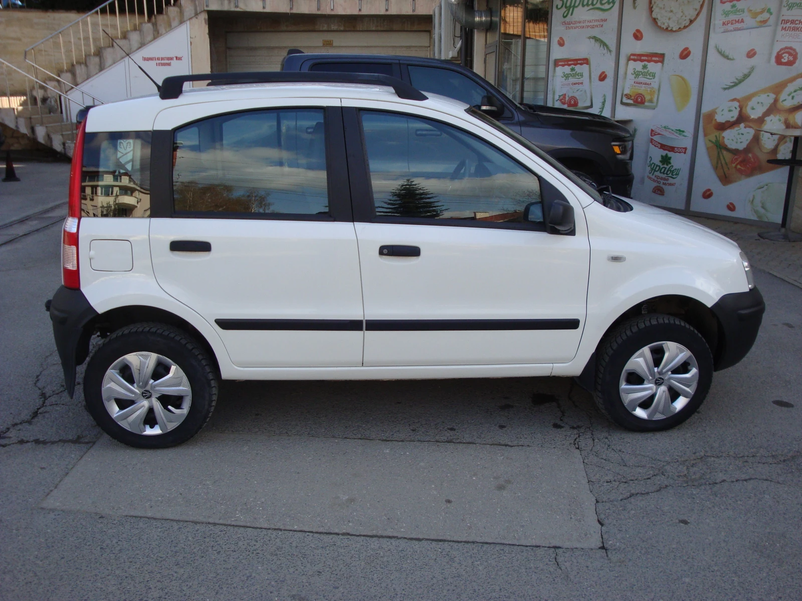 Fiat Panda 1.2i2008гГАЗ-БЕНЗИН 4Х4 - изображение 4