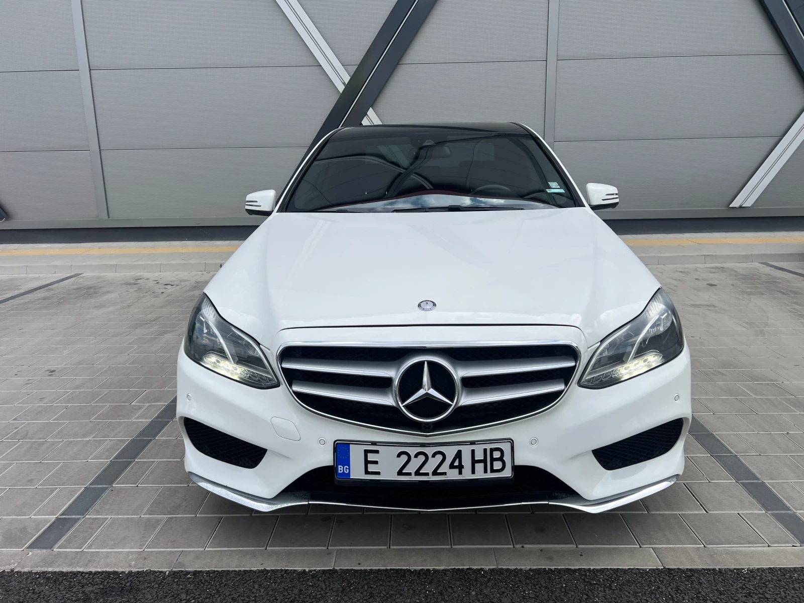 Mercedes-Benz E 350 4 Matic - изображение 2