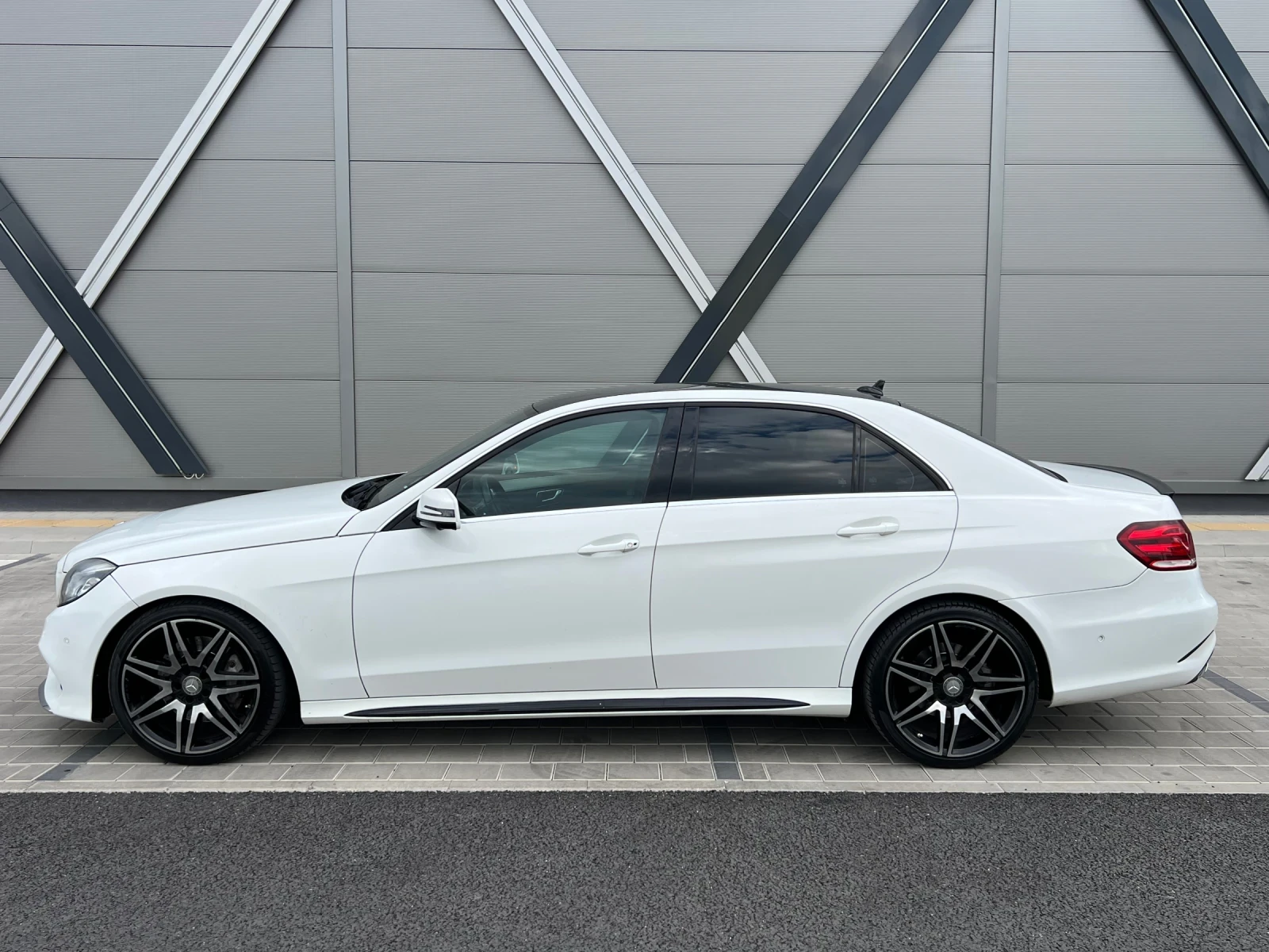 Mercedes-Benz E 350 4 Matic - изображение 6