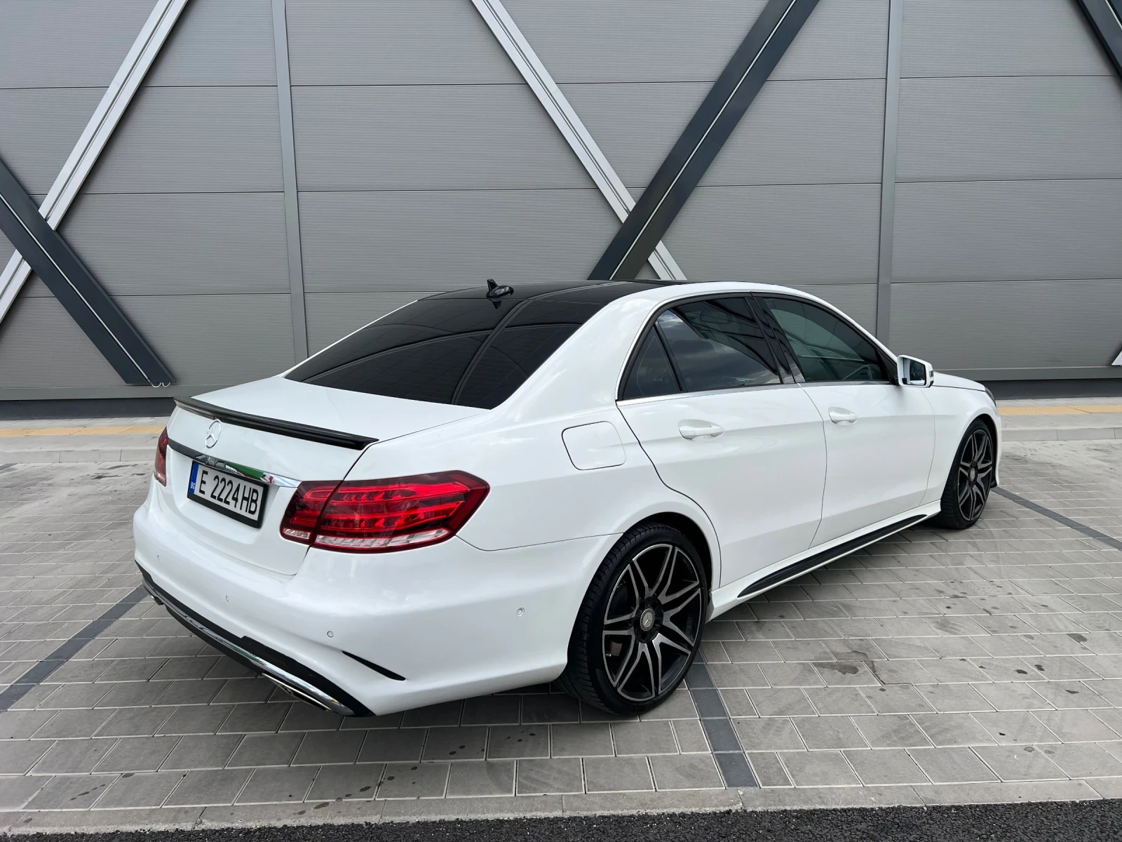 Mercedes-Benz E 350 4 Matic - изображение 4