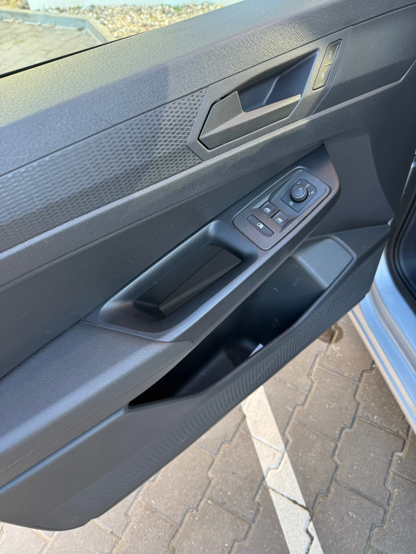 VW Caddy 2.0 TDI, DSG 7 - изображение 8
