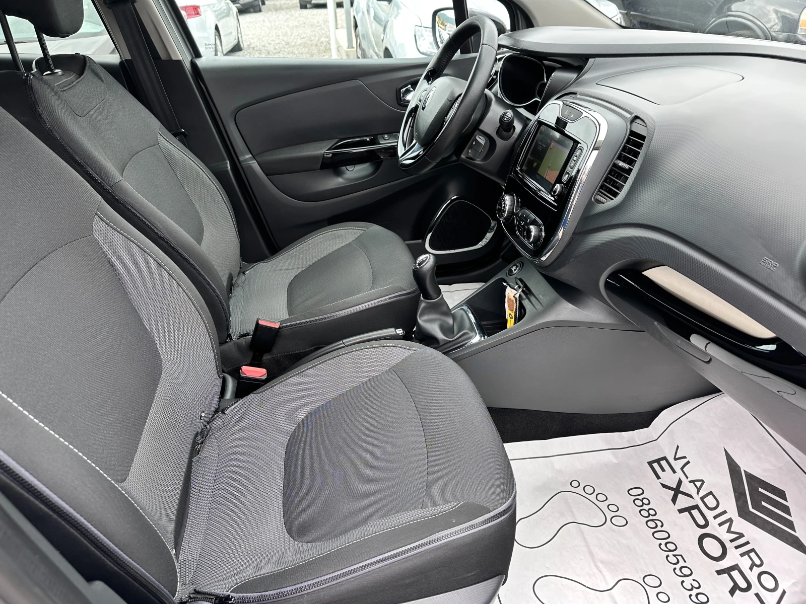 Renault Captur 1.5dCi E5B Full - изображение 8
