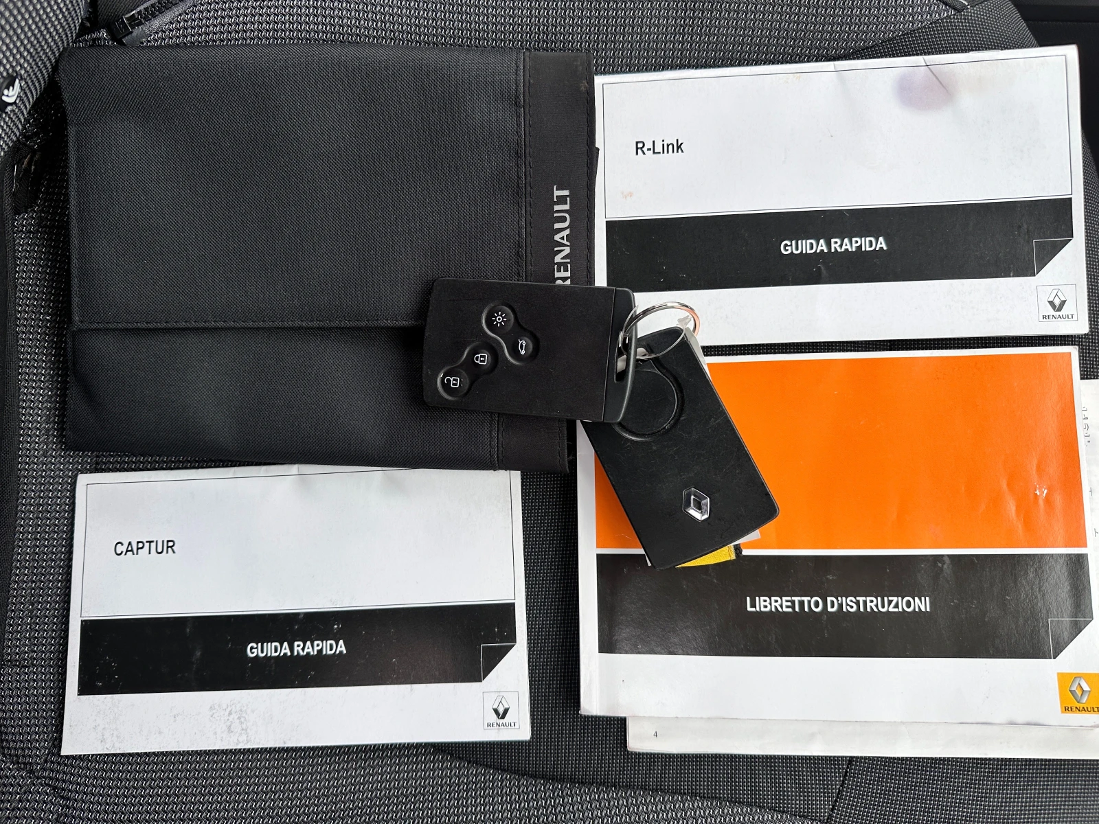 Renault Captur 1.5dCi E5B Full | Mobile.bg   15