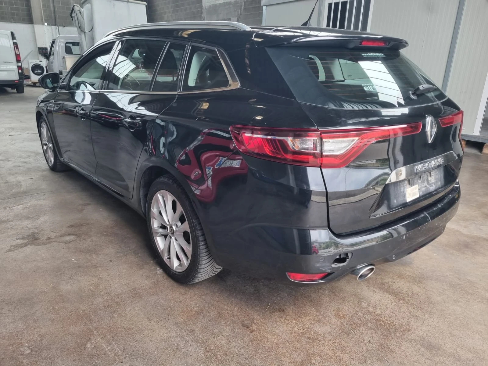 Renault Megane 1.5DCI Avtomat - изображение 7