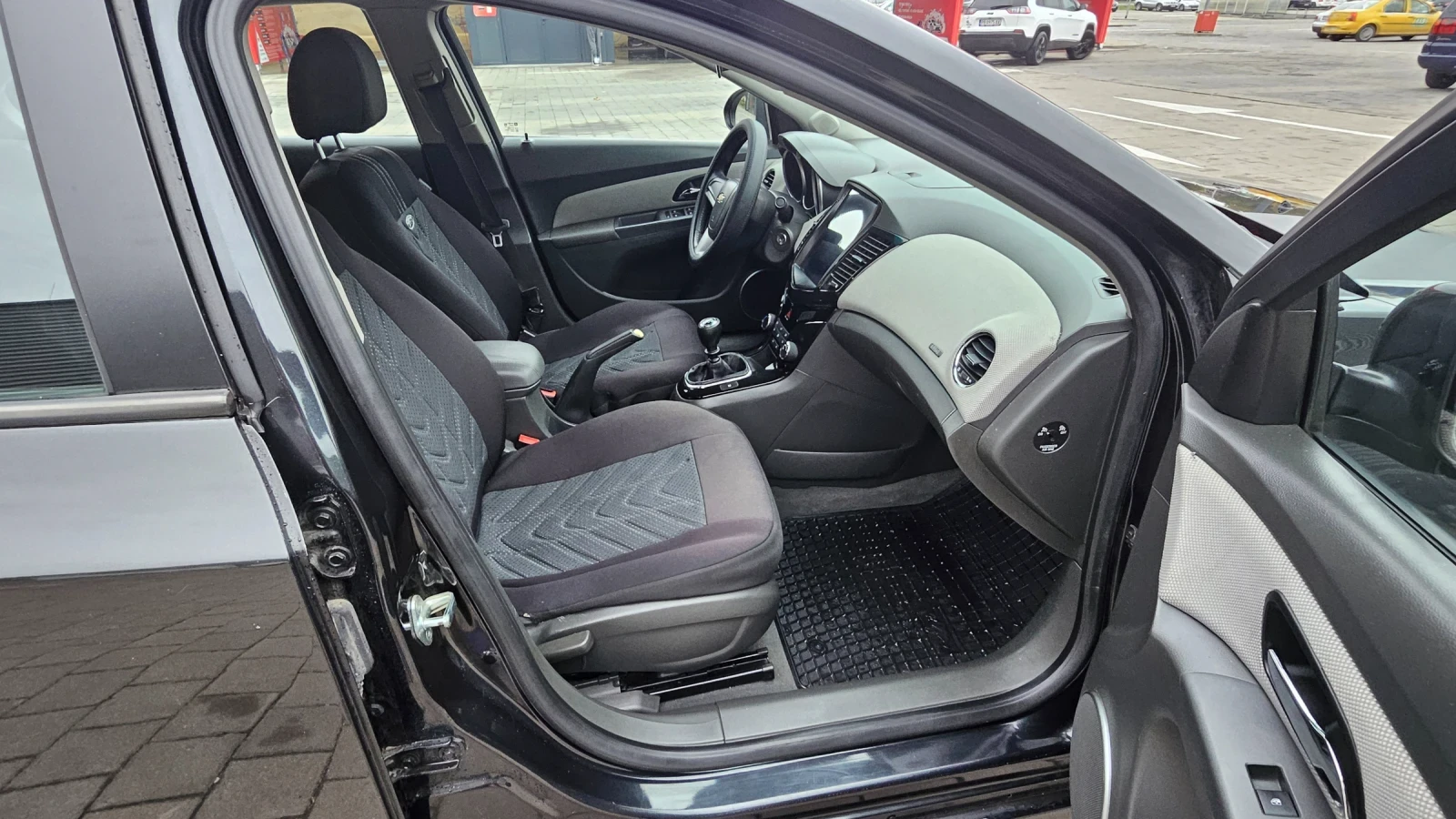 Chevrolet Cruze 1.6  | Mobile.bg   12