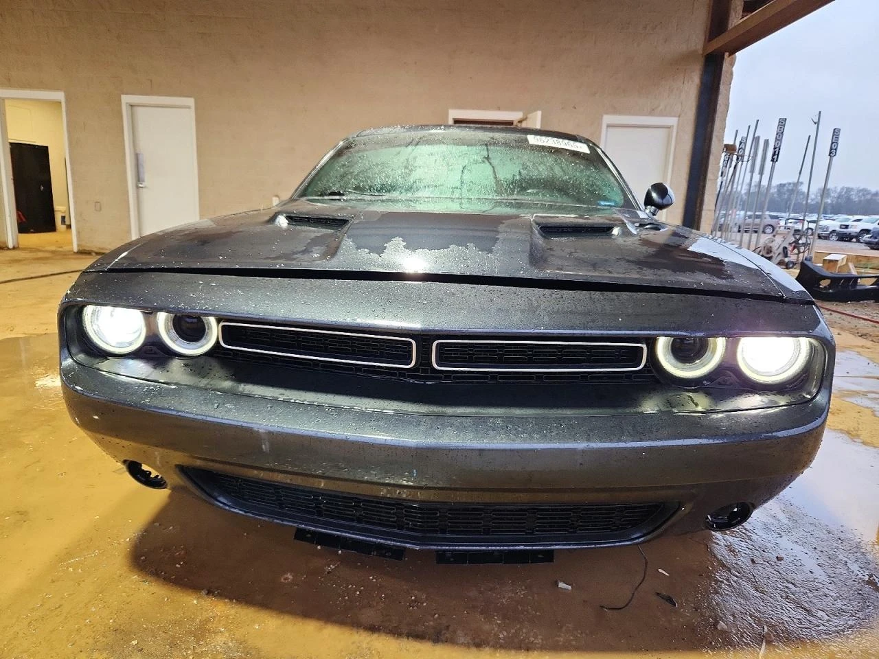 Dodge Challenger SXT - изображение 5