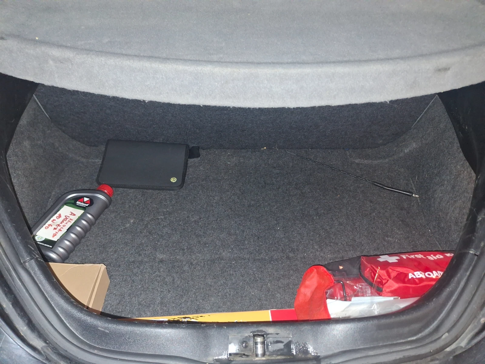 VW Beetle, снимка 4 - Автомобили и джипове - 53865936