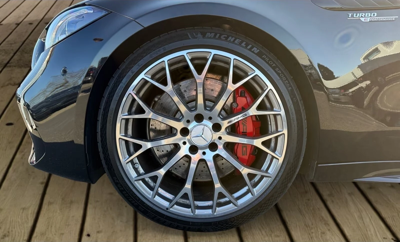 Mercedes-Benz C 63 AMG E-PERFORMANCE/4MATIC/NIGHT/360/BURM/PANO/, снимка 3 - Автомобили и джипове - 53872743