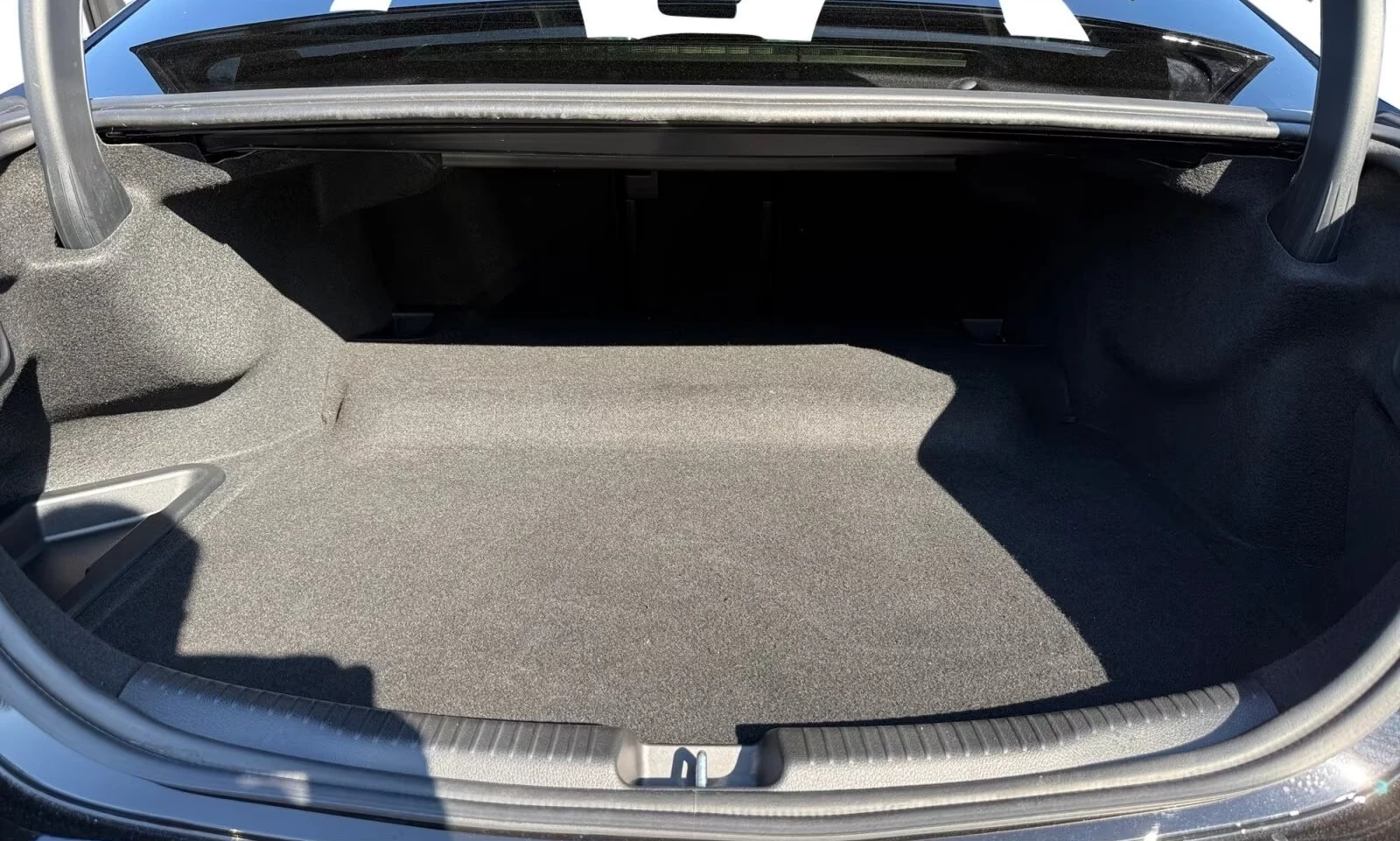 Mercedes-Benz C 63 AMG E-PERFORMANCE/4MATIC/NIGHT/360/BURM/PANO/, снимка 10 - Автомобили и джипове - 53872743