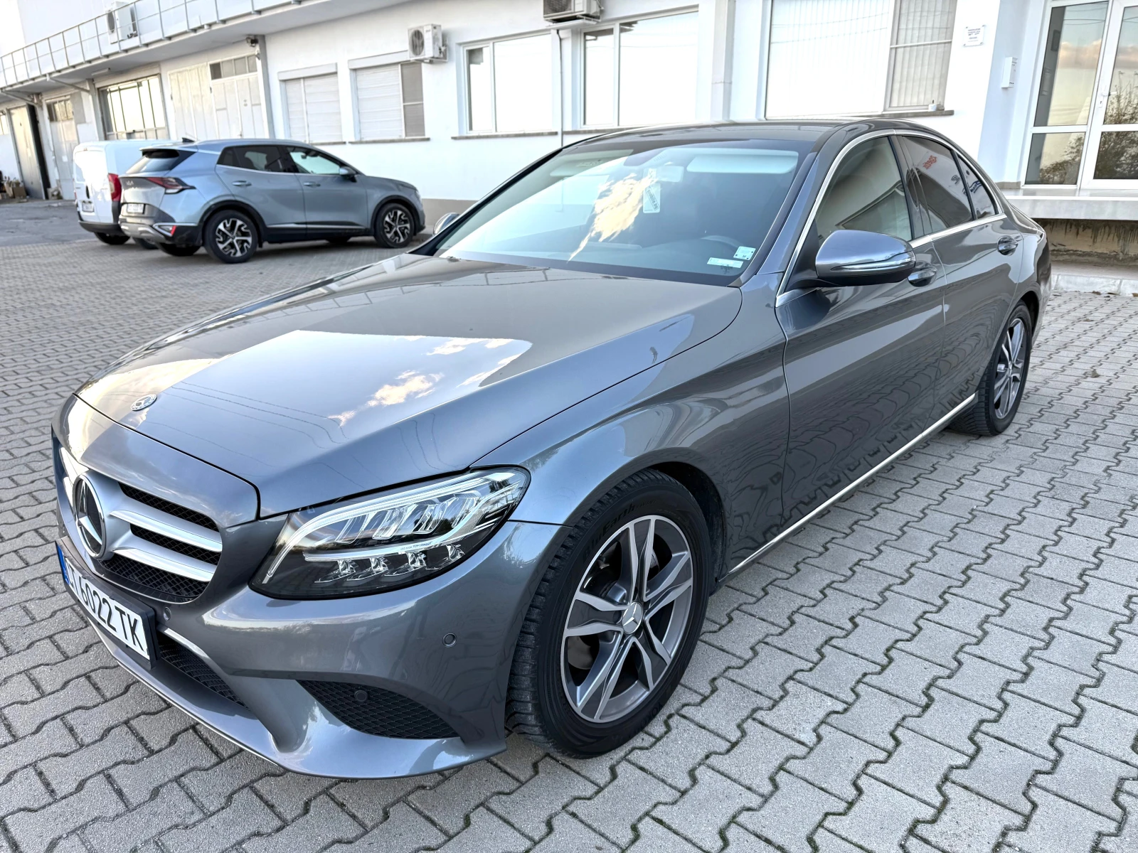 Mercedes-Benz C 220 FACELIFT2.2/194kc.AMGLINE