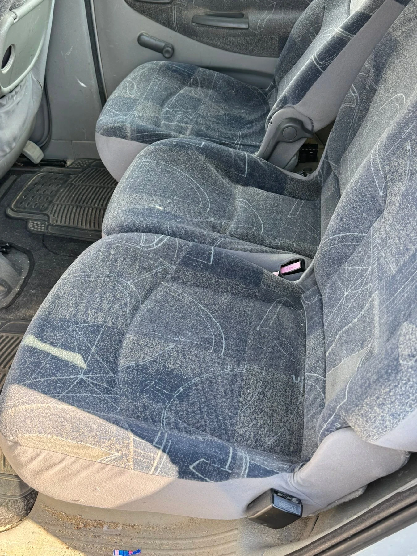 Renault Scenic Газ-Бензин, снимка 5 - Автомобили и джипове - 54194734