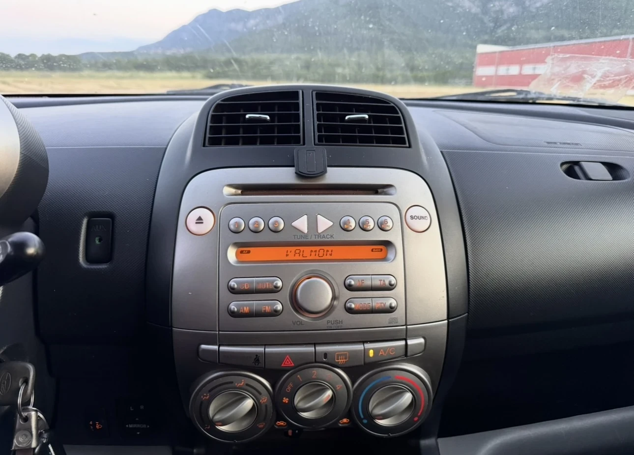 Subaru Justy 1.0i / Фабрична ГАЗ, снимка 8 - Автомобили и джипове - 54966249