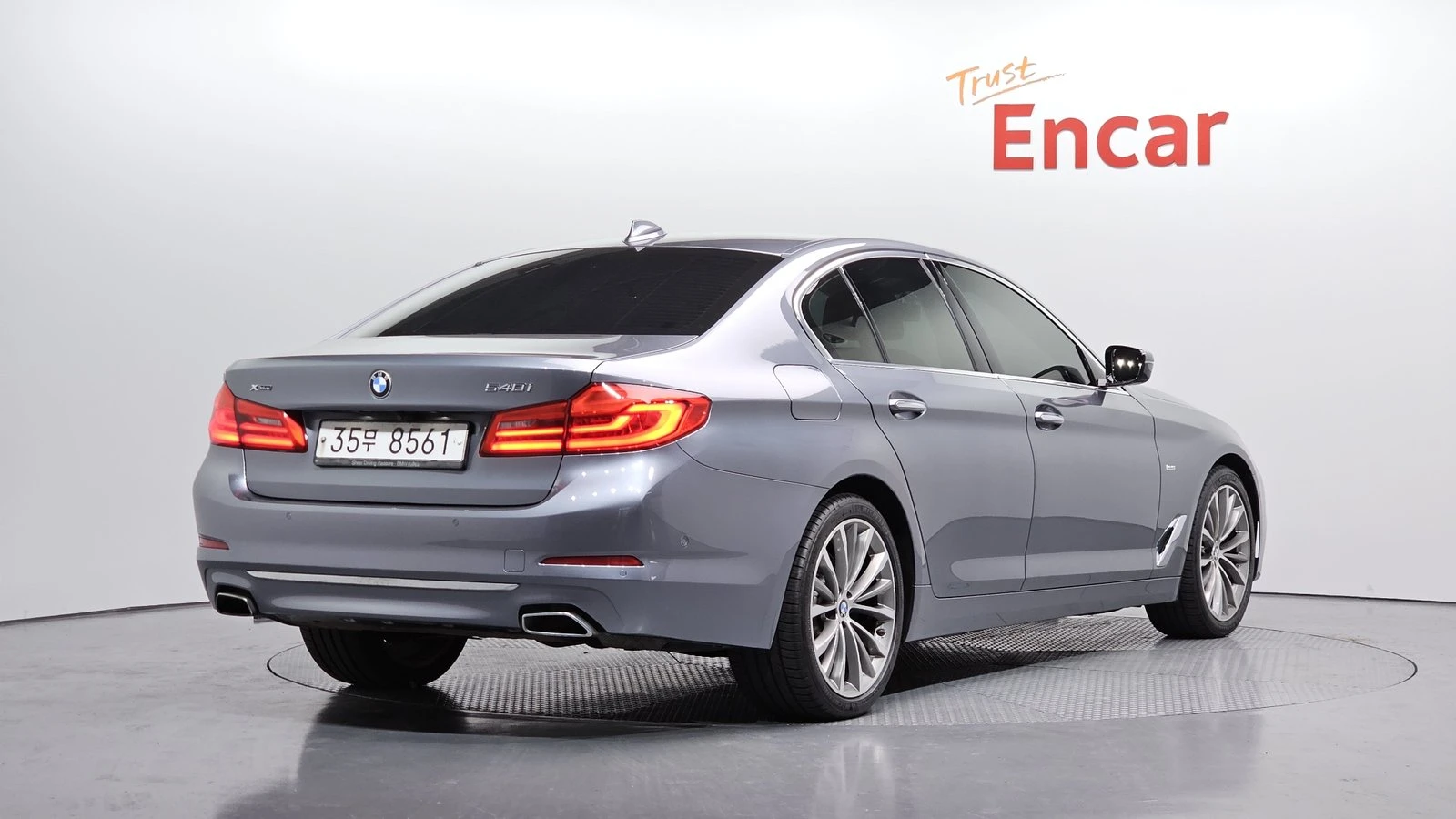 BMW 540 ЛЮК* HUD* 360* ПОДГРЕВ ВОЛАН* КРАЙНА ЦЕНА, снимка 2 - Автомобили и джипове - 55344721