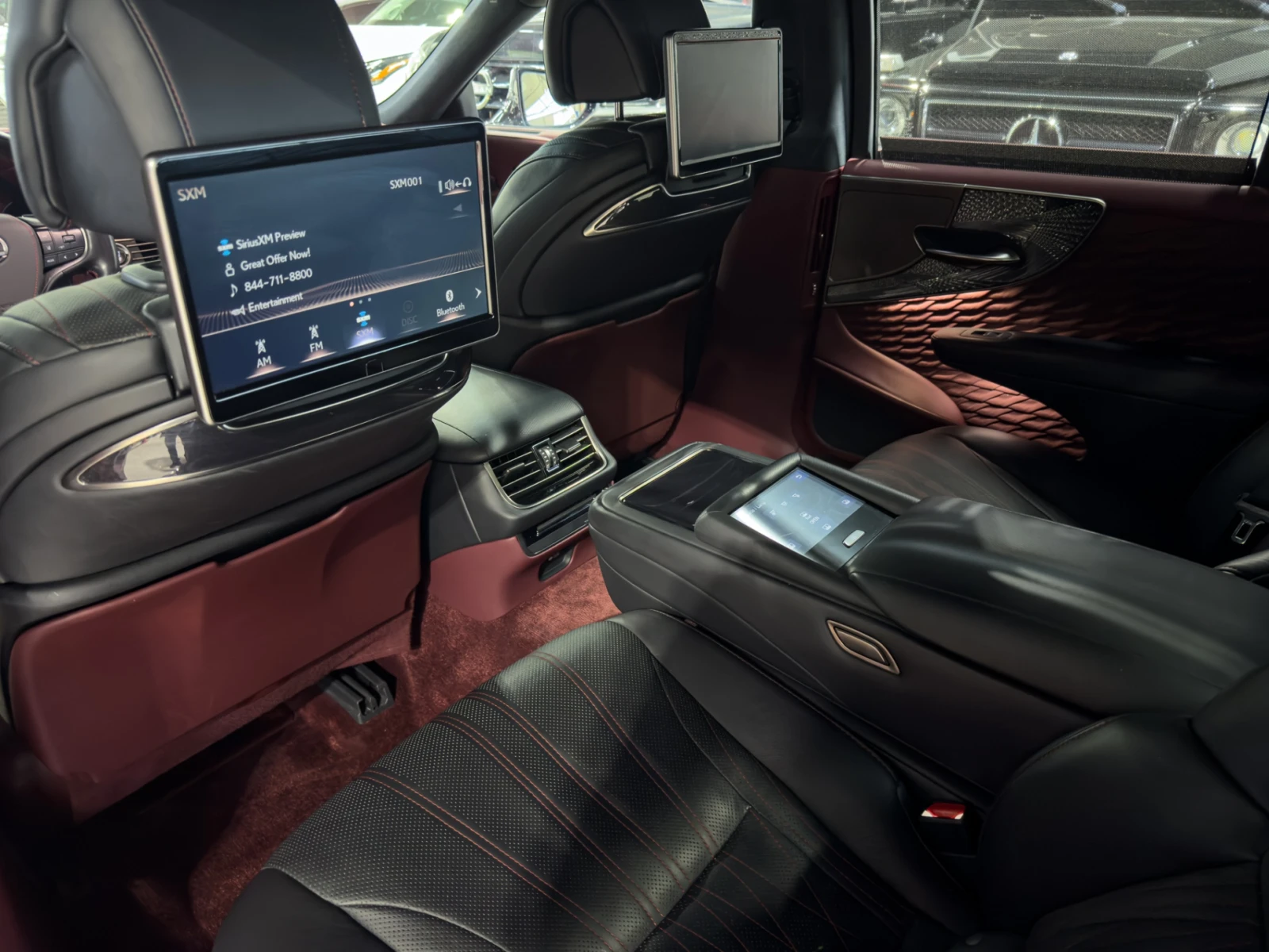 Lexus LS 500 Уникално състояние!!/Всички възможни екстри!!, снимка 16 - Автомобили и джипове - 55356469