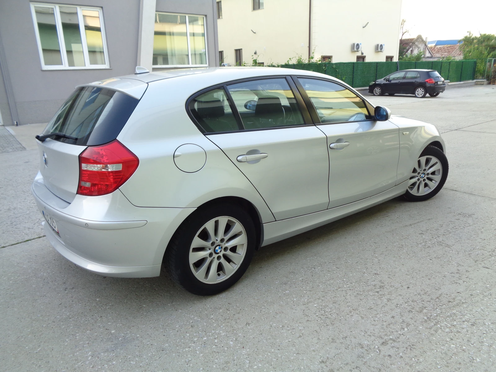 BMW 118 2.0D-143-BARTER-LIZING, снимка 4 - Автомобили и джипове - 55384739