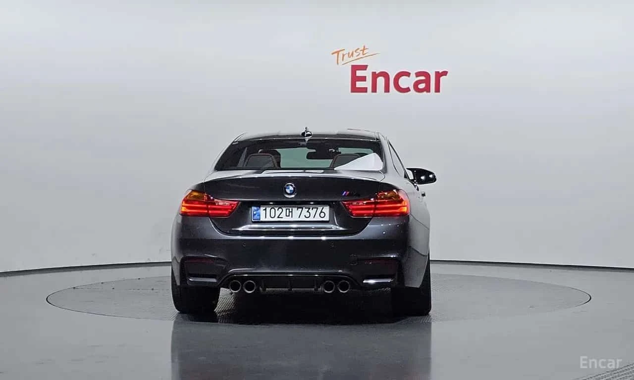 BMW M4 Coupe Performance Silencer Edition, снимка 4 - Автомобили и джипове - 55572035