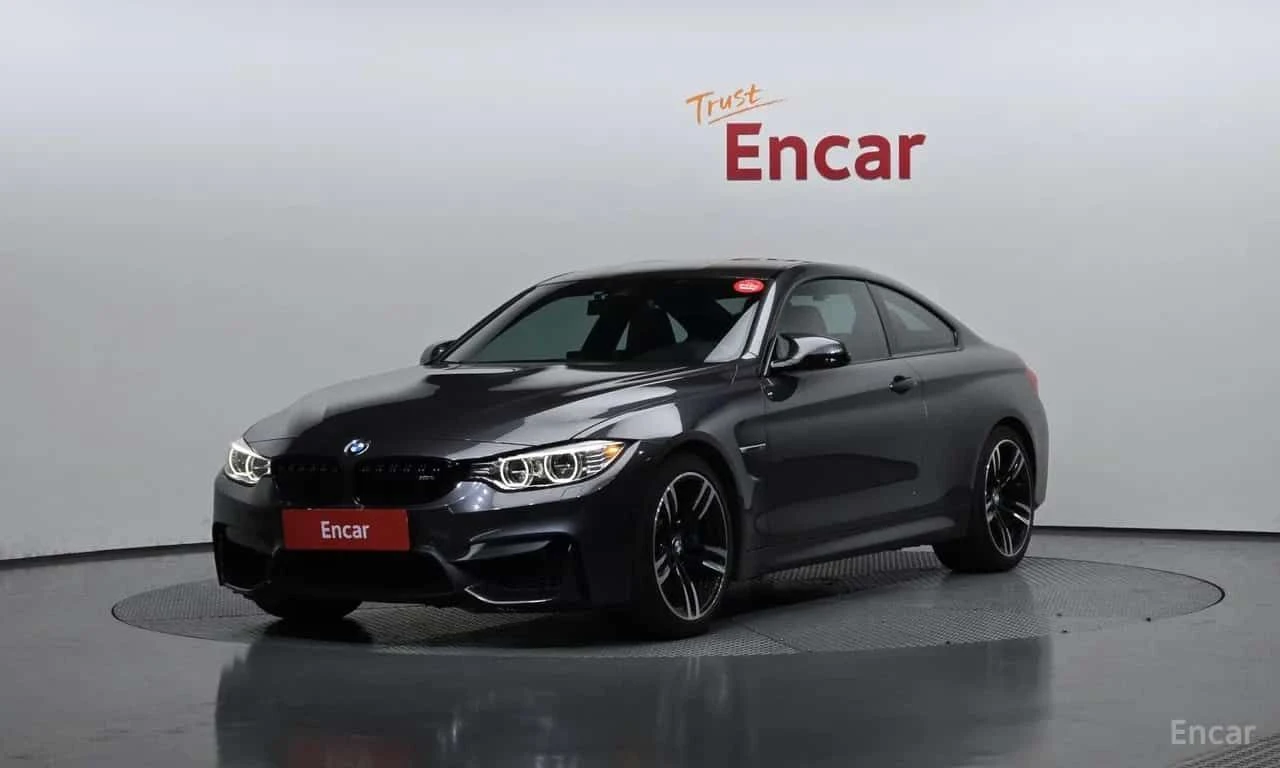 BMW M4 Coupe Performance Silencer Edition