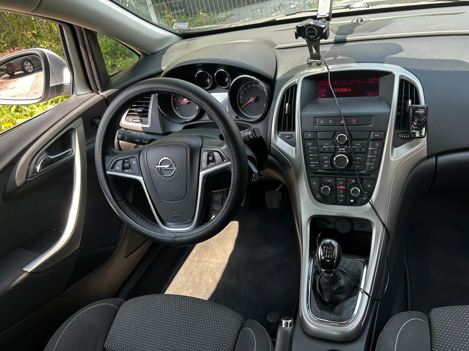 Opel Astra 1.7CDTI, снимка 6 - Автомобили и джипове - 55652634