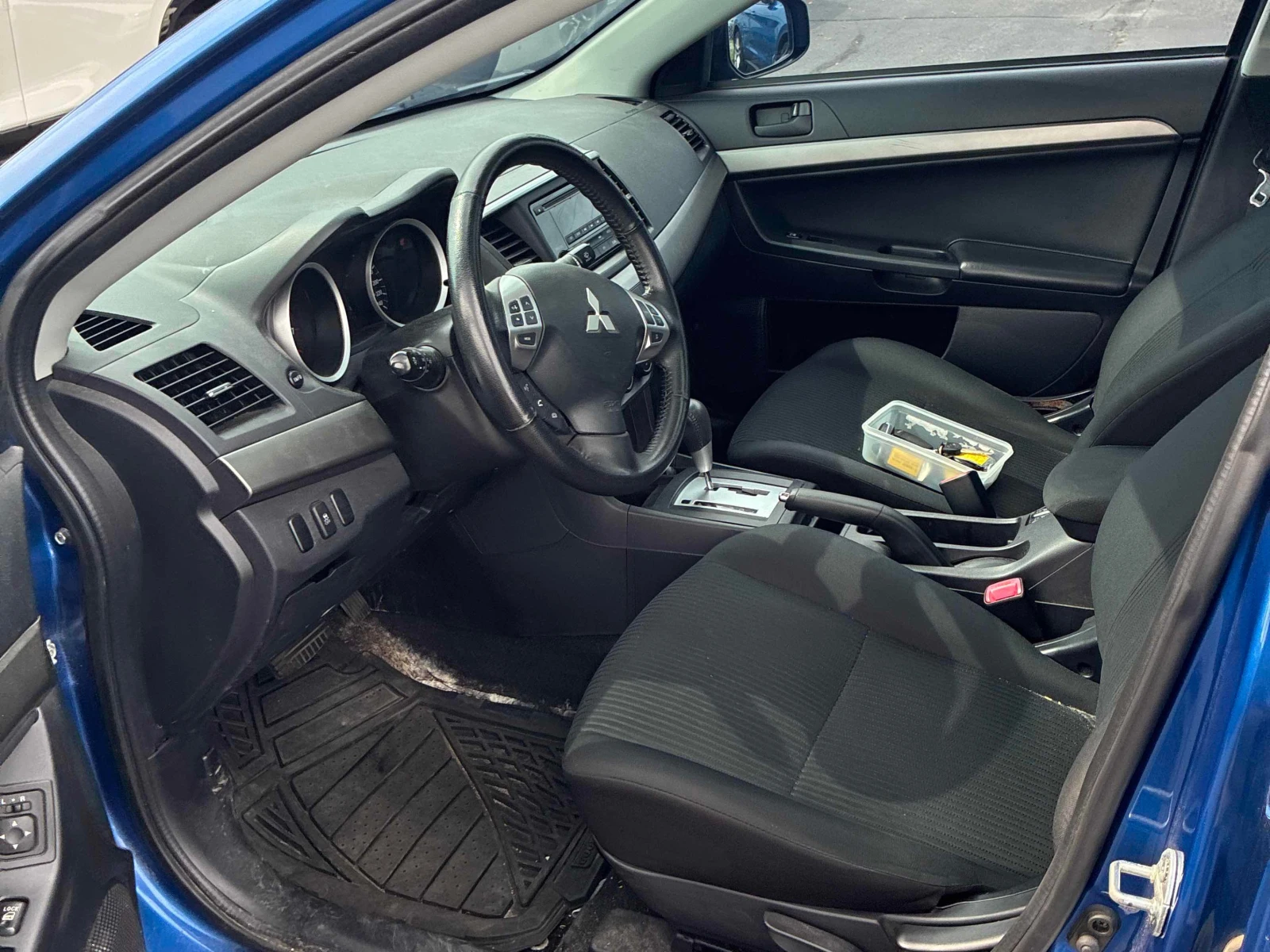 Mitsubishi Lancer ES* FWD* ШИБЕДАХ* ПЪЛНА СЕРВИЗНА ИСТОРИЯ, снимка 5 - Автомобили и джипове - 55977391