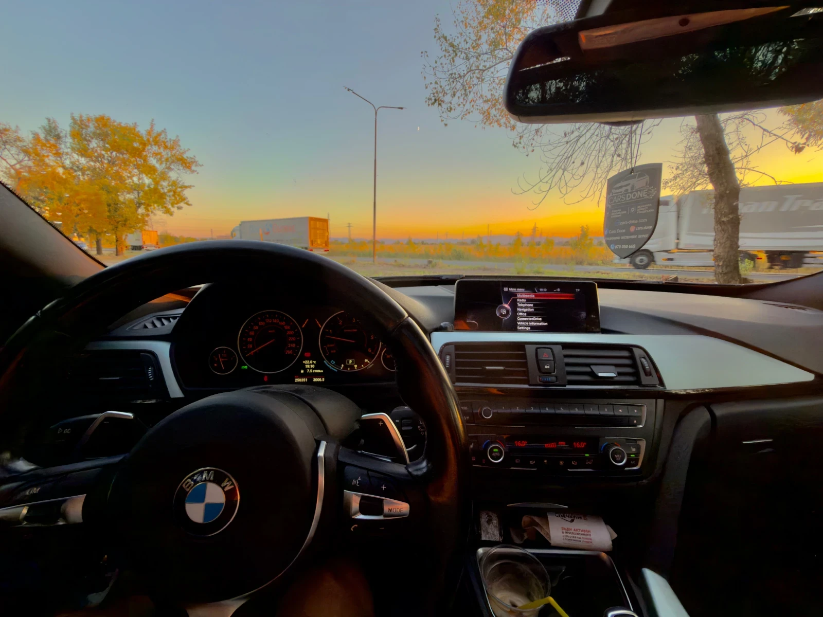 BMW 335 GT, снимка 6 - Автомобили и джипове - 56120415