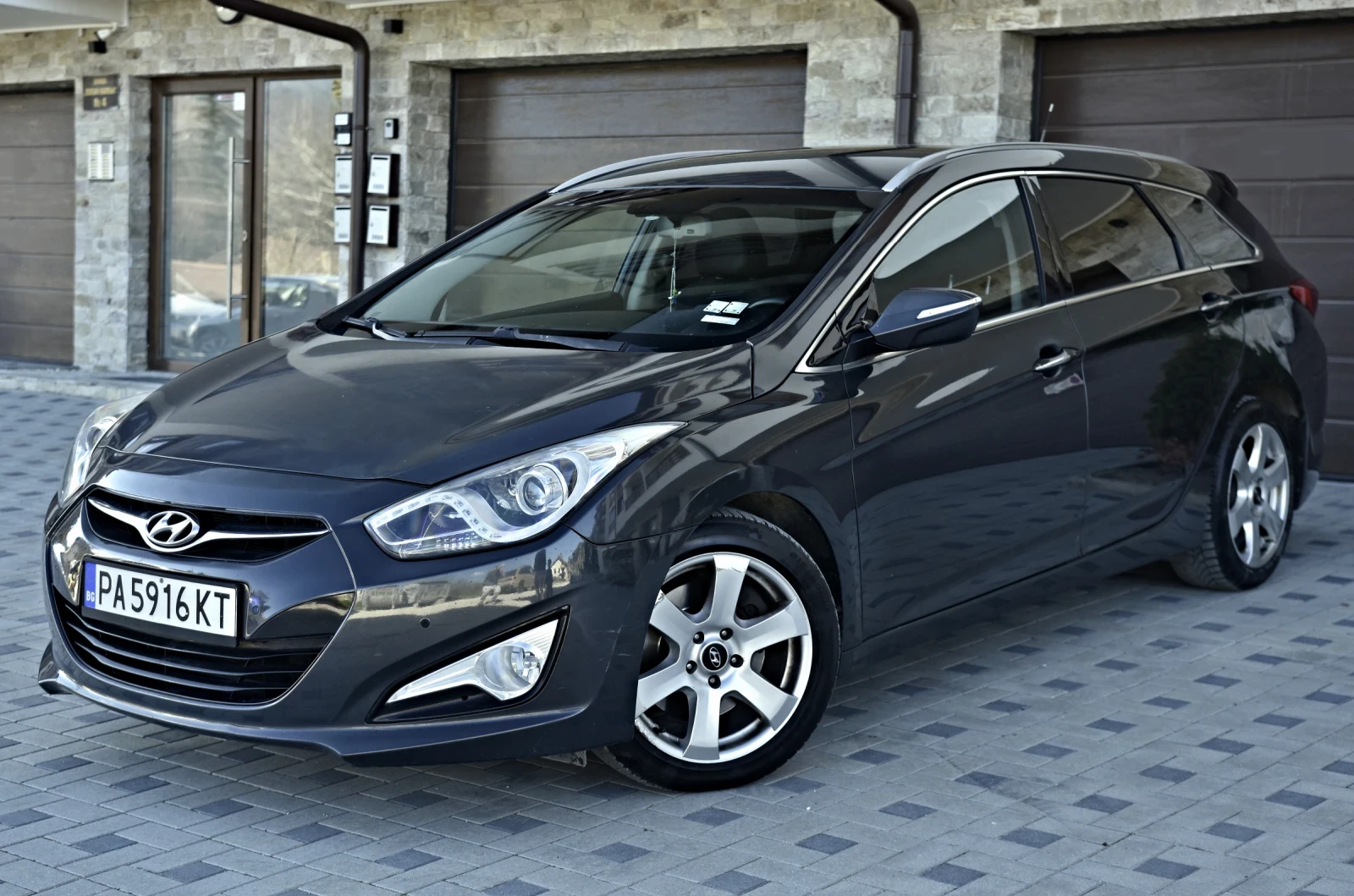 Hyundai I40 1.7, снимка 2 - Автомобили и джипове - 56153979