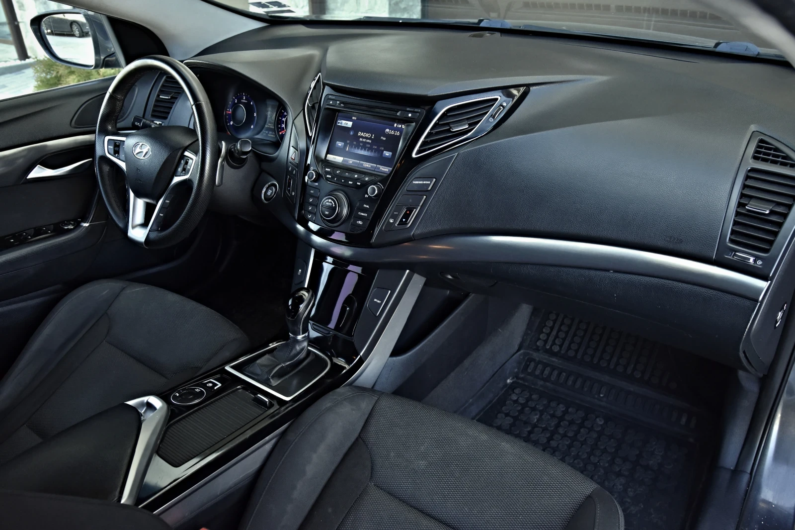 Hyundai I40 1.7, снимка 9 - Автомобили и джипове - 56153979
