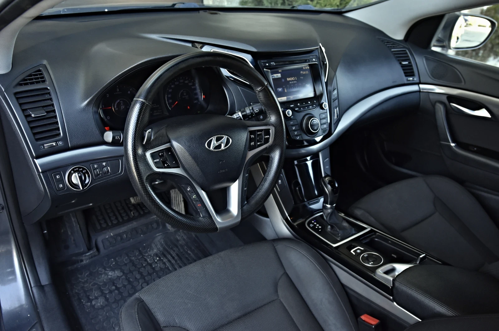 Hyundai I40 1.7, снимка 12 - Автомобили и джипове - 56153979