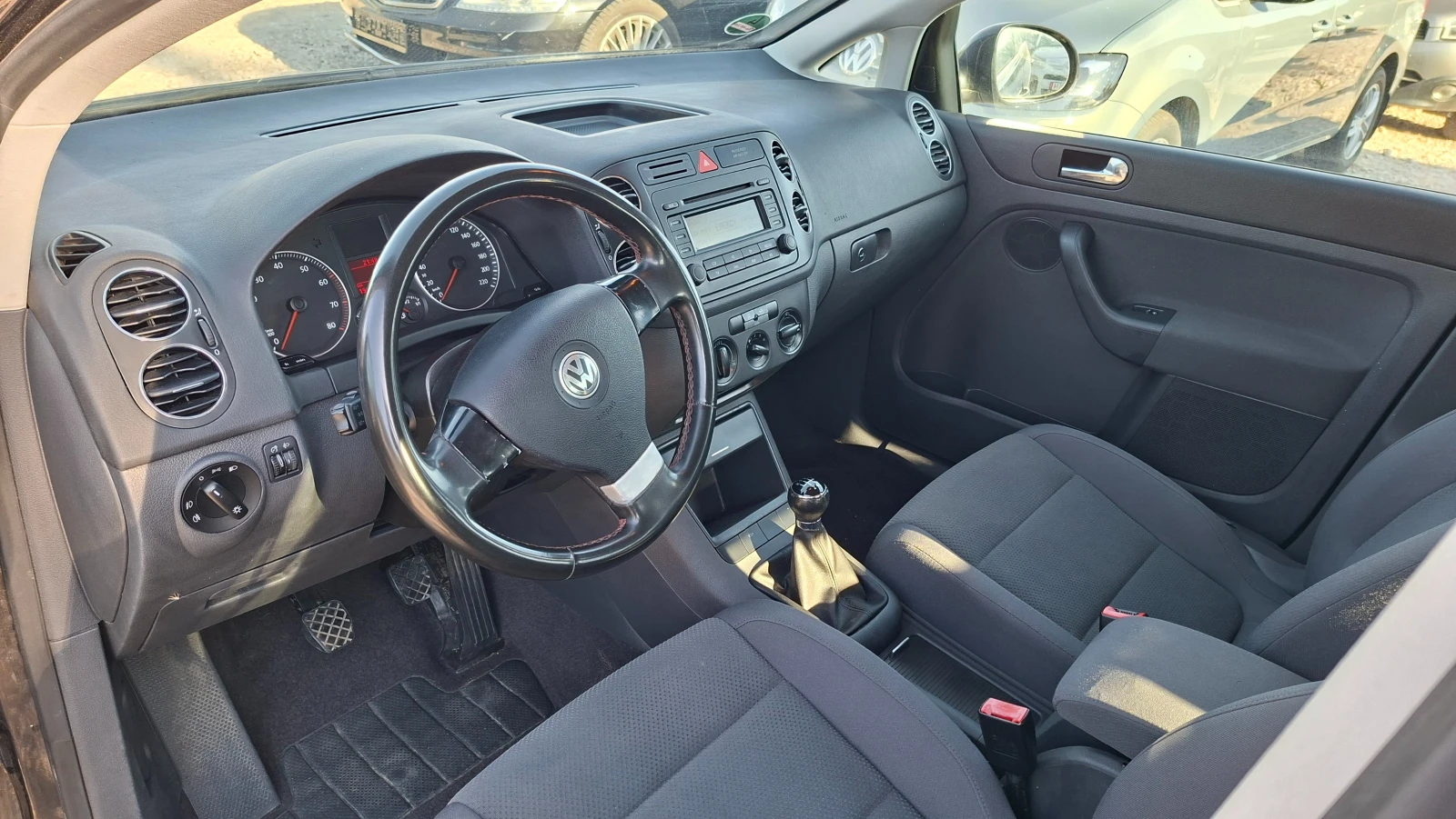 VW Golf Plus 1.4i, снимка 7 - Автомобили и джипове - 56426430