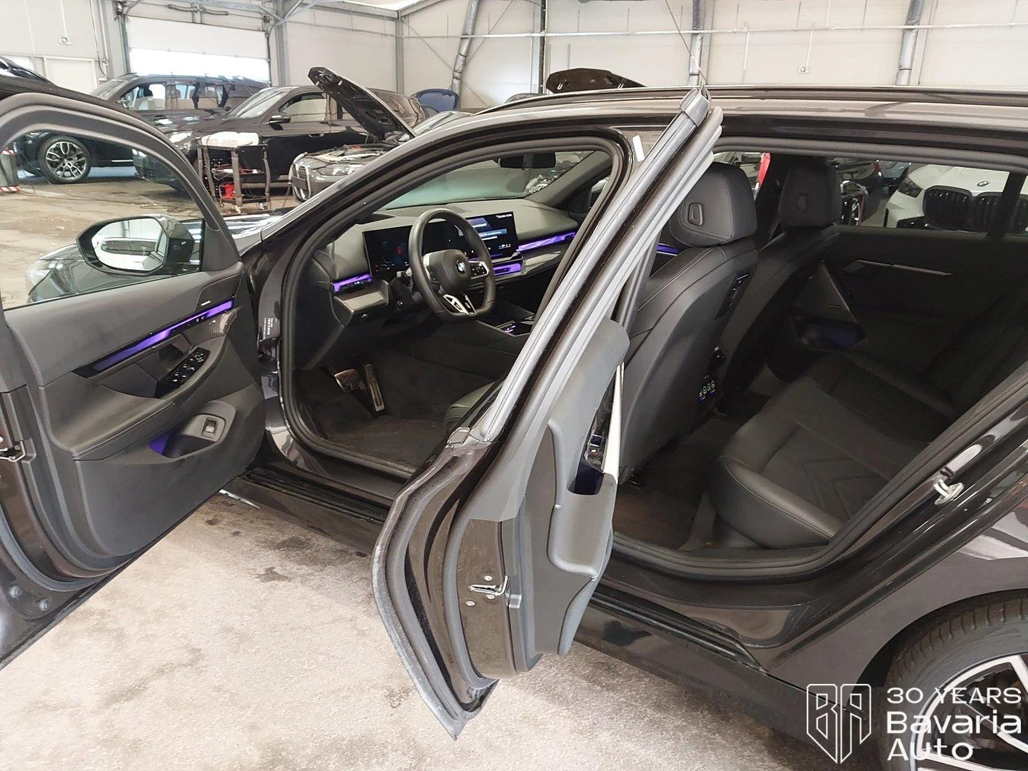 BMW 520 d Touring Steptronic, снимка 5 - Автомобили и джипове - 56598618