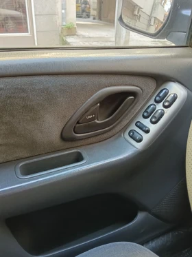 Mazda Tribute, снимка 13