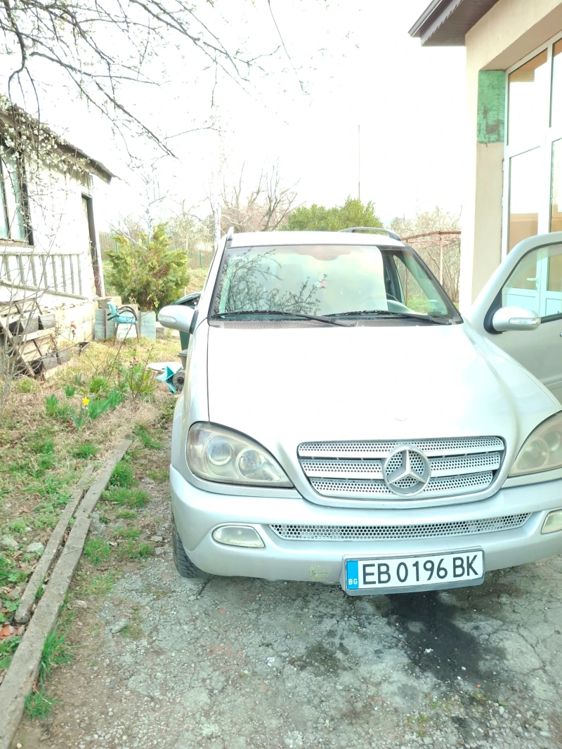 Mercedes-Benz ML 270, снимка 10 - Автомобили и джипове - 49508262