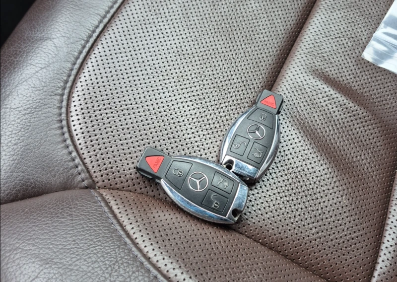 Mercedes-Benz GL 350 BLUETEC, снимка 7 - Автомобили и джипове - 52429620