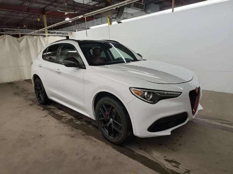 Alfa Romeo Stelvio * TI * ПОДГРЕВ* МЪРТВА ЗОНА* PANO* , снимка 2 - Автомобили и джипове - 53507417