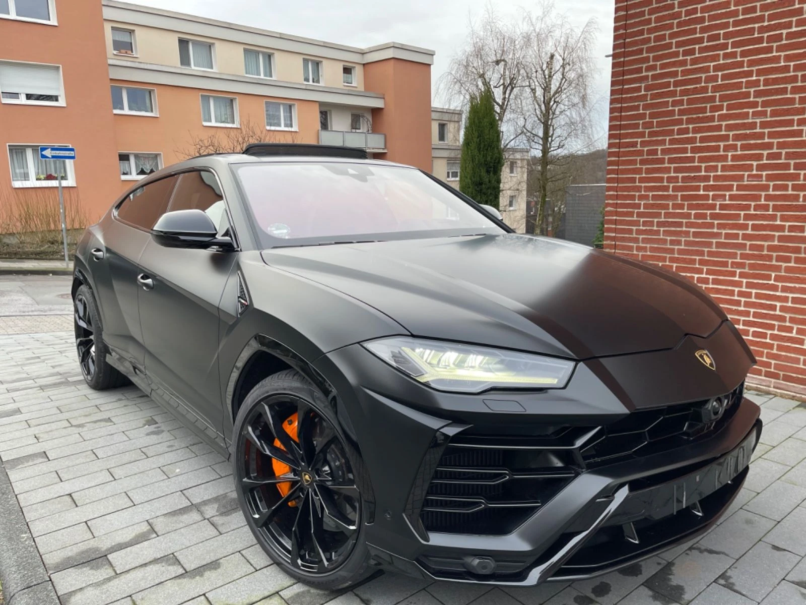 Lamborghini Urus 4.0 V8 4WD - изображение 2