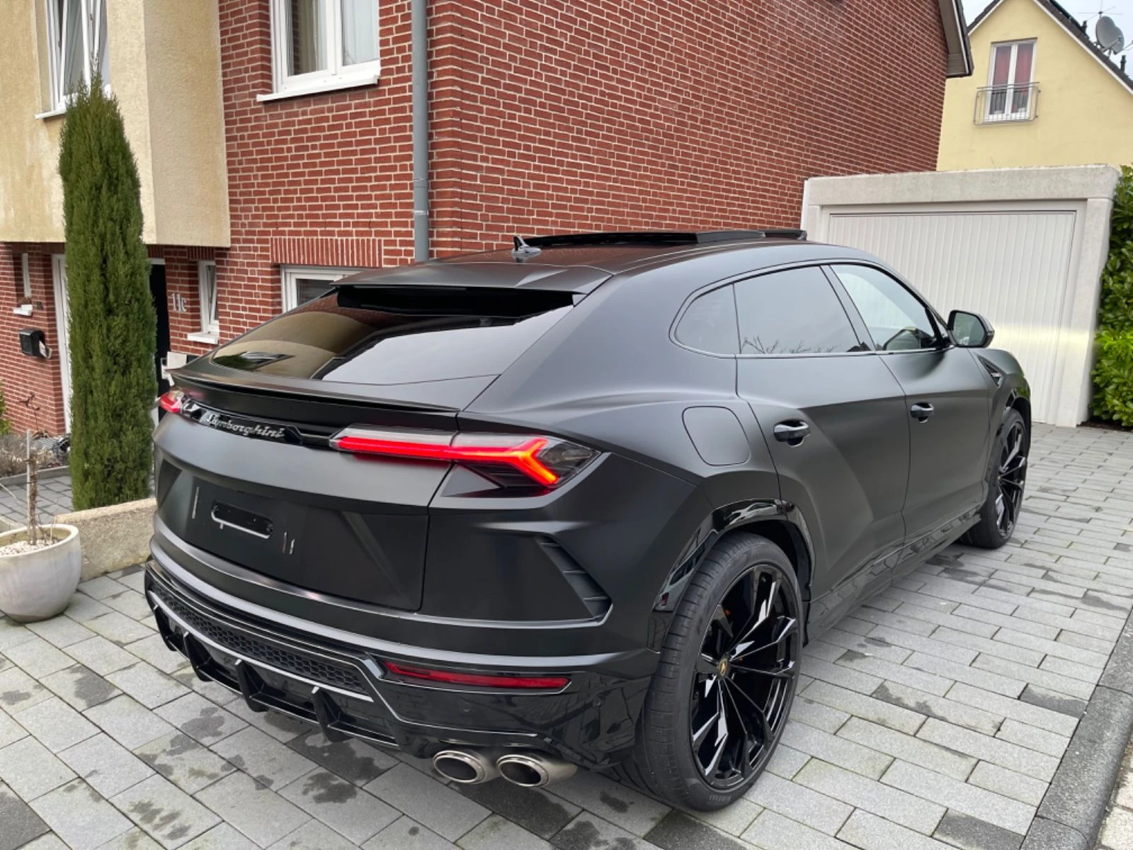 Lamborghini Urus 4.0 V8 4WD - изображение 3