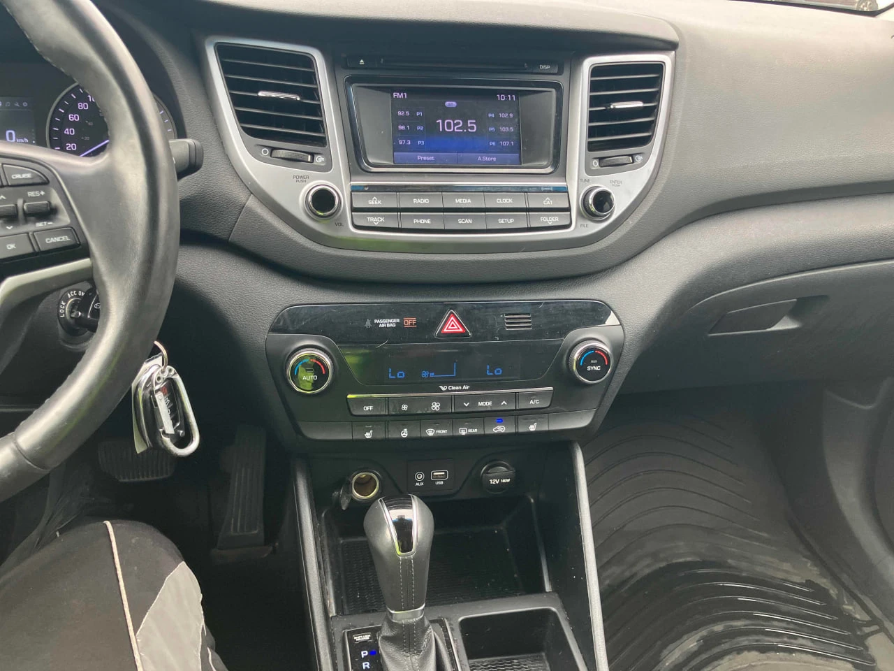 Hyundai Tucson CARFAX* АВТОФИНАНСИРАНЕ* БЕЗ ПЪРВОНАЧАЛНА ВНОСКА*  - изображение 8