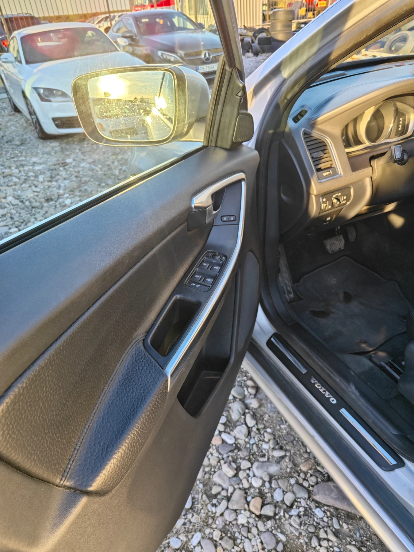 Volvo XC60 | Mobile.bg   11