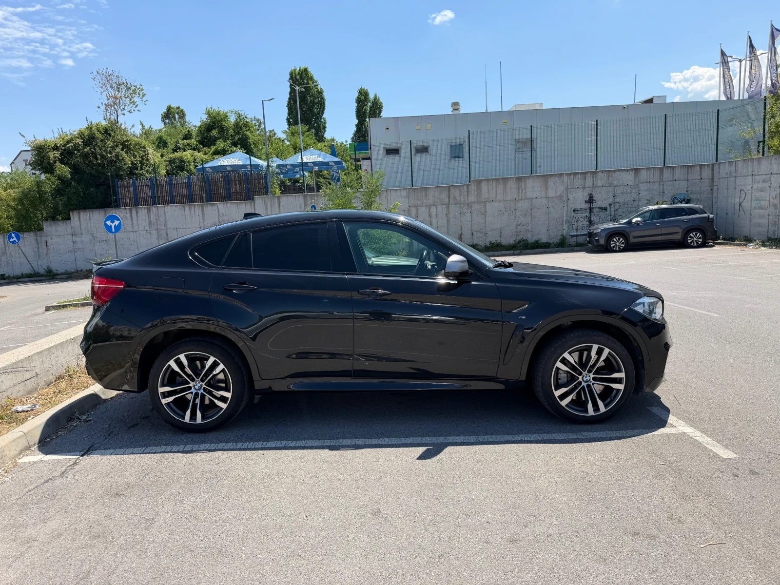 BMW X6 M50d xDrive* M-PERF* INDIV* CARBON* 360* HUD* FULL | Mobile.bg � ����������� 5